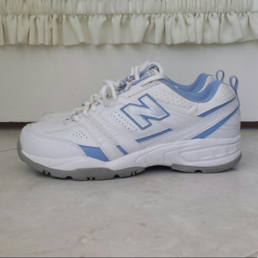 New Balance Wide 9.5